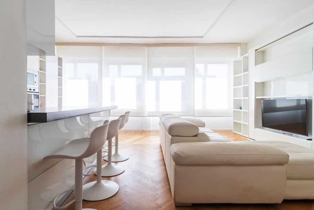 Bilocale Vista Sul Duomo Di Milano Apartment Ngoại thất bức ảnh