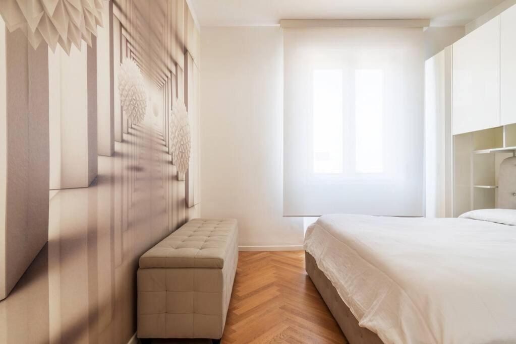 Bilocale Vista Sul Duomo Di Milano Apartment Ngoại thất bức ảnh